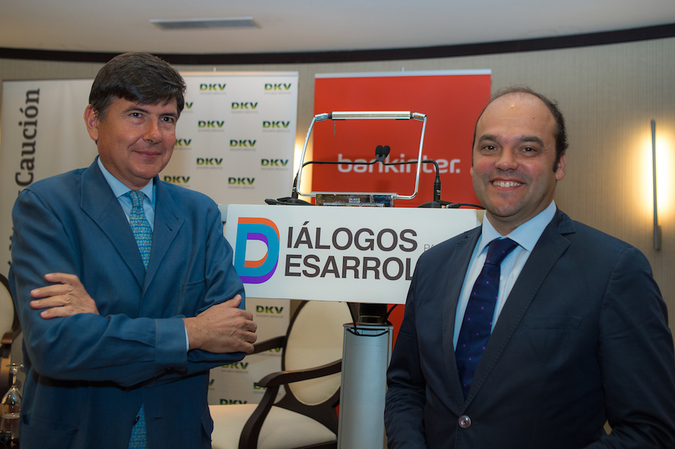 Las oportunidades de crecimiento para las pymes gallegas centrarán un encuentro entre empresarios, Manuel Pimentel y José Carlos Díez