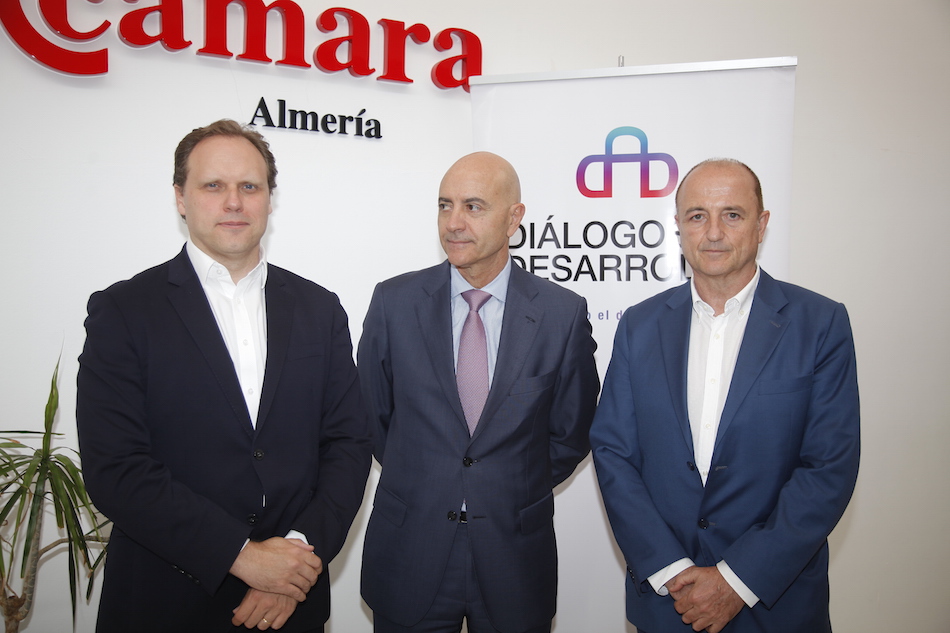 Miguel Sebastián y Daniel Lacalle debatirán sobre qué nuevas iniciativas empresariales se pueden emprender en Almería